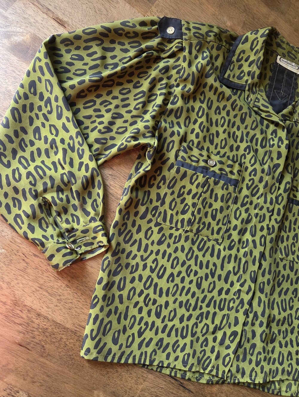 Vintage Green Leopard Blouse With Shoulder Pads